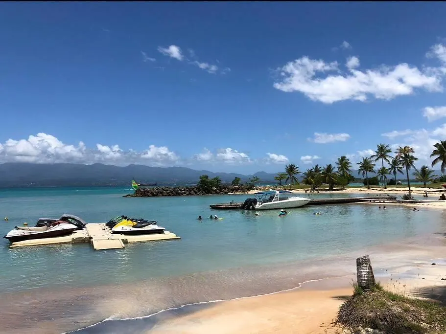Apartment Studio Cosy Plage Et Piscine A Bas Du Fort Le Gosier